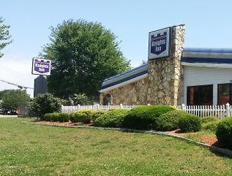Knights Inn Charlotte South 派恩维尔 外观 照片