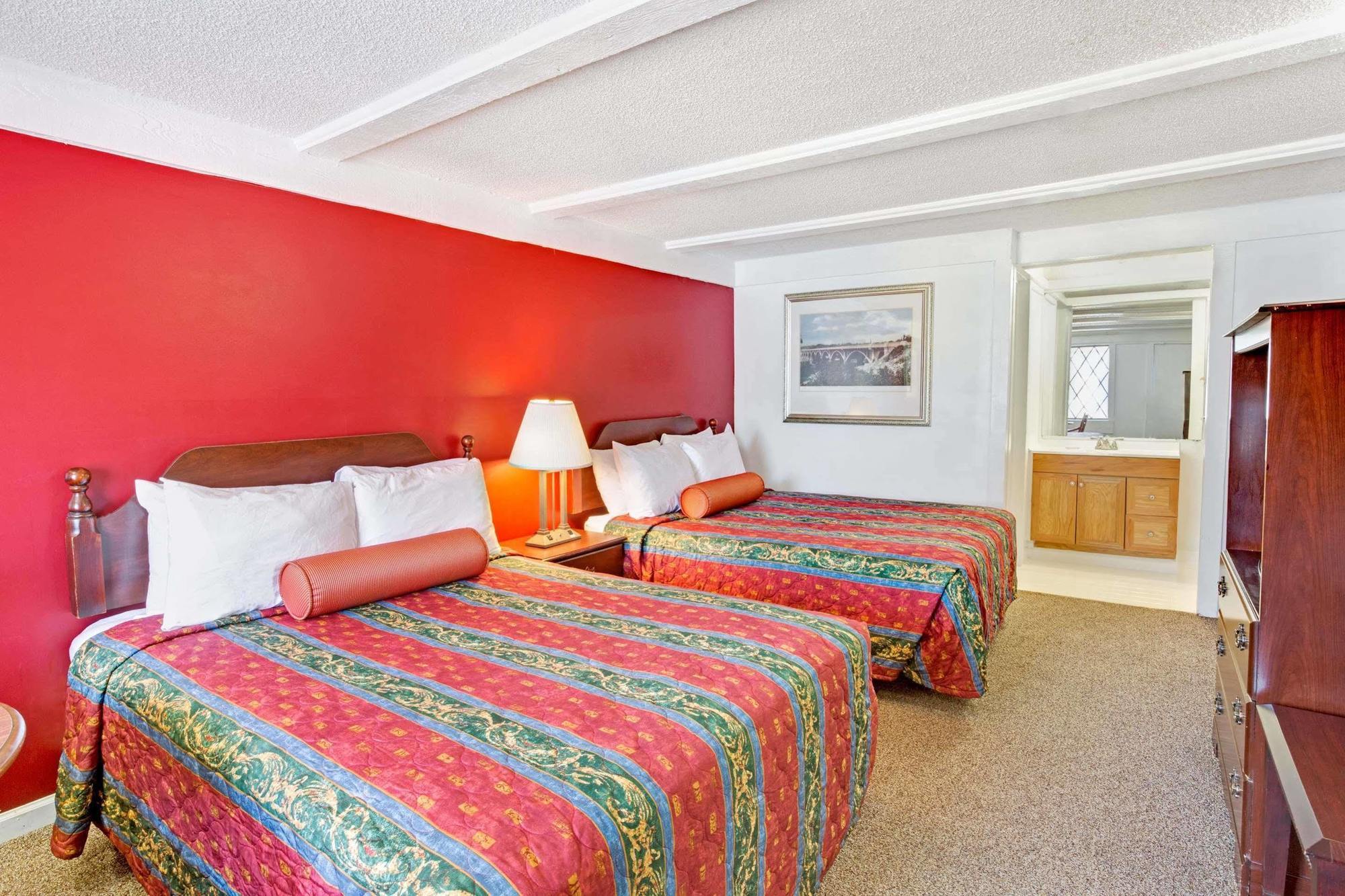 Knights Inn Charlotte South 派恩维尔 外观 照片